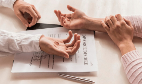 When Should I Start Looking for Divorce Lawyers Near Me?